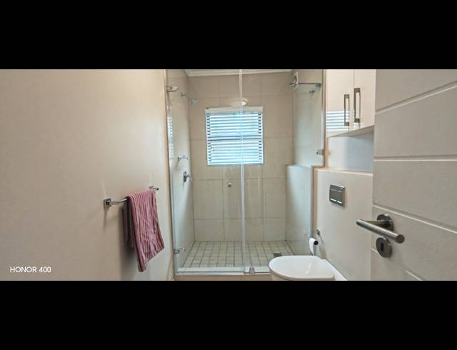 3 BEDROOM APARTMENT FOR SALE IN UMHLANGA RIDGE